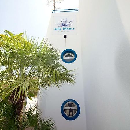 Arto Blanco Leilighet Agua Amarga  Eksteriør bilde